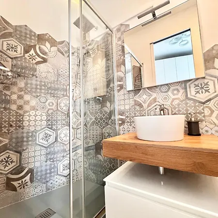 Διαμέρισμα 5 Min Walk To Duomo Petite Loft! *